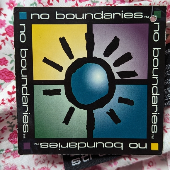 NO BOUNDARIES STRETCH Double Zipper Cotton Sleeveless Top White Pink Junior Med - Picture 9 of 13